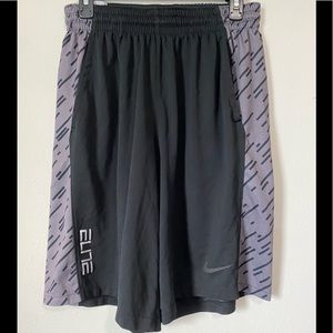 Nike Elite shorts (black, gray).